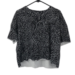 Secret Treasures Cropped Pullover Animal Print Sweatshirt Size M (8-10)